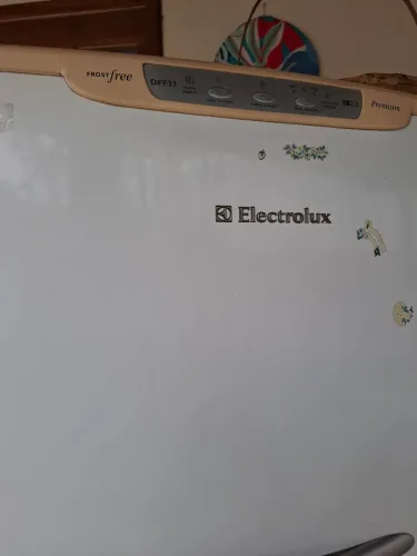 Geladeira eletrolux frost free