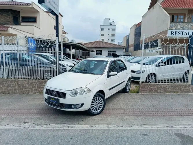 Fiat Palio ELX Dualogic 1.8 MPI Flex 8V 4P 2010