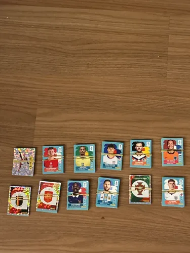 Vendo figurinhas da copa 