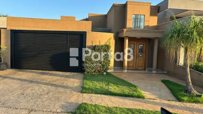Condomínio 3 Suítes 177m² Residencial Village Damha II com Piscina e 4 Vagas