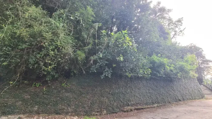 Lote/Terreno para venda tem 680 metros quadrados em Cascata do Imbuí - Teresópolis - Rio d