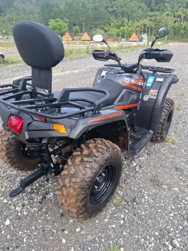 Quadriciclo 4x4 injeção eletrônica