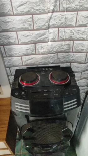 Caixa de Som com Bluetooth