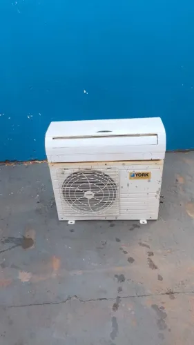 Ar condicionado 12000 btus Quente/ Frio