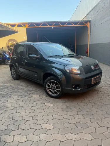 Fiat Uno Sporting 1.4 EVO Fire Flex 8V 4P 2013