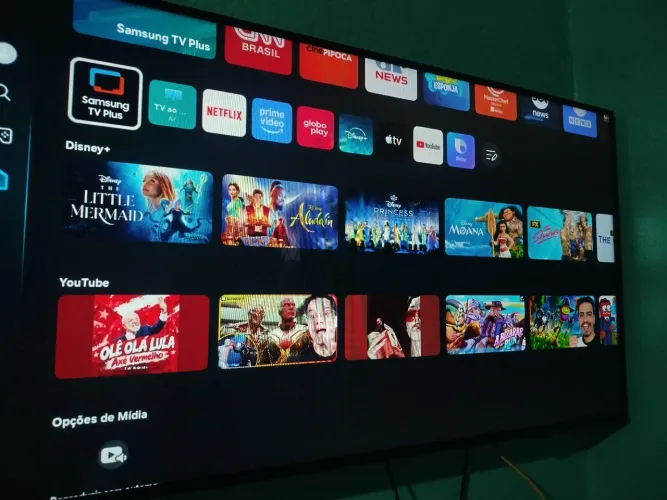 TV QLED SAMSUNG 43 POLEGADAS , 2 meses de uso , em estado de nova , com nota fiscal