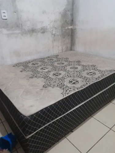 Cama Casal 400$