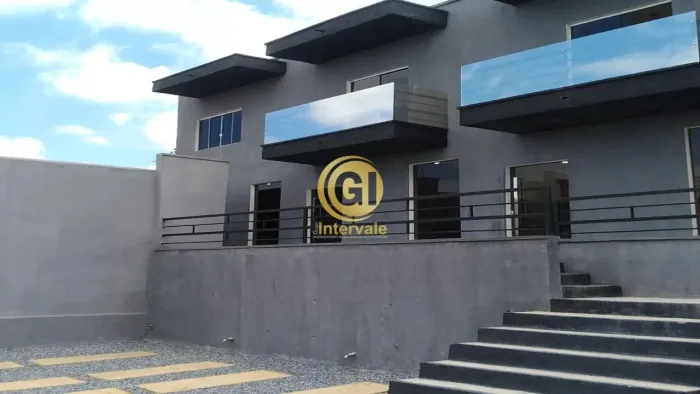 OPORTUNIDADE VENDA SOBRADO NO CENTRO PROXIMO AO SENI . SÃO 2 SUITES.