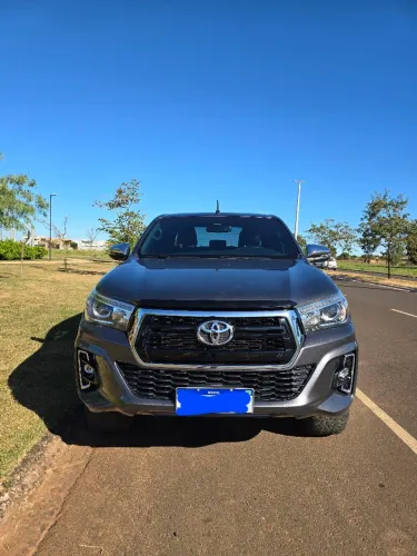 Toyota Hilux CD SRX 4X4 2.8 TDI 16V Diesel Aut. 2019