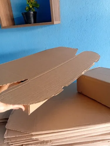 Caixa de papelão pra personalizar
