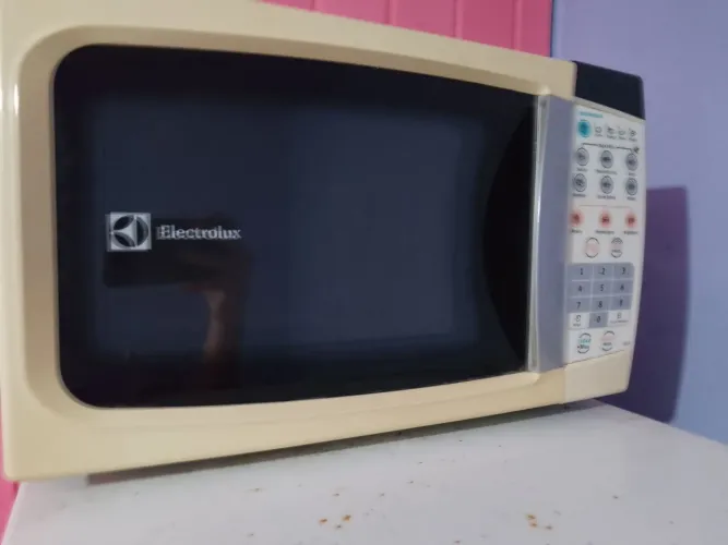 Vendo microondas c/defeito