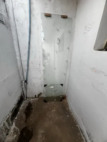 Vidro blindex para porta e basculante para banheiro