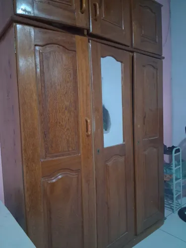 Guarda roupa de angelim