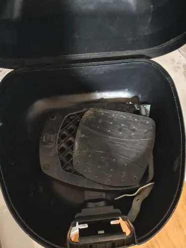 BAÚ DE MOTO 28L