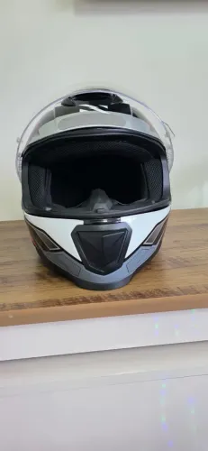 Capacete Norisk Razor Speedmax.
