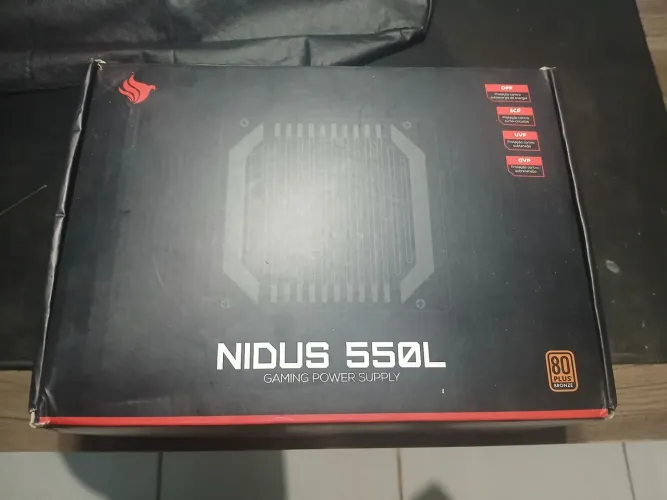 Fonte Pichau Nidus 550L, 550W, 80 Plus Bronze