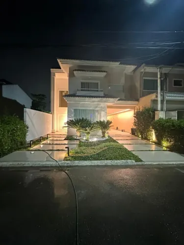 LINDÍSSIMA CASA A VENDA NO CONDOMÍNIO GOLDEN VILLAGE
