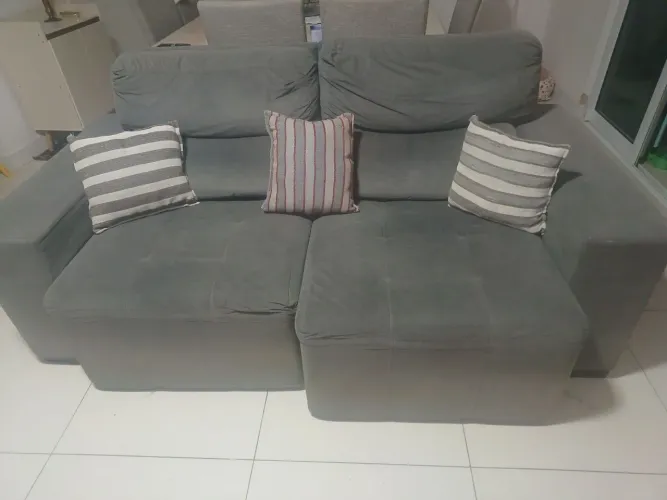 Sofá retrátil