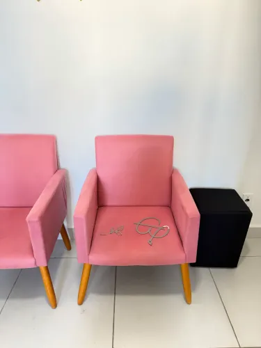 Poltronas novas 200,00 cada