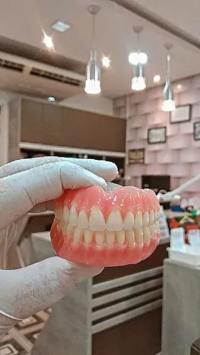 Prótese dentária, seu sorriso de volta em 48h