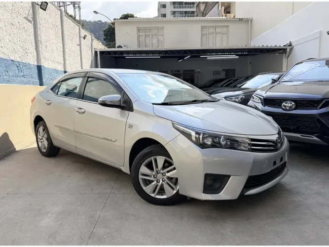 Toyota Corolla GLI 1.8 Flex 16V Aut. 2016