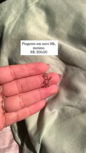 Pingente em ouro 18k, menino.