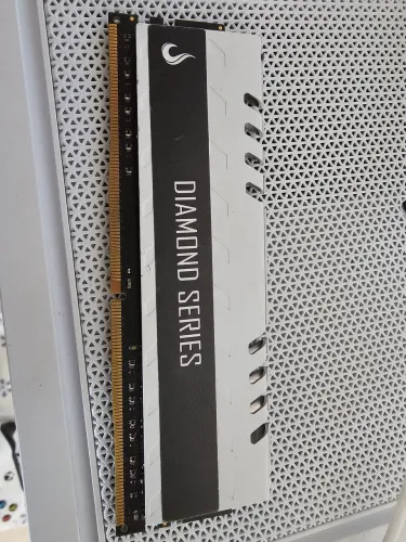 Memoria DDR4 4GB 3000MHZ 