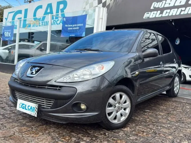 Peugeot 207 Active 1.4 Flex 8V 5P 2011