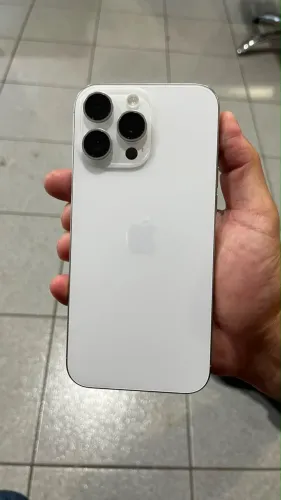 iPhone 16 pro Max 256GB muito novo