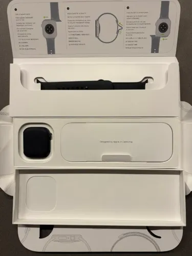 Apple Watch Series 11 GPS - Alumínio Preto Brilhante - NOVO com Nota Fiscal