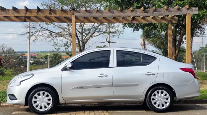 Nissan Versa V-drive Esp.ed. 1.6 16V Flex AUT 2021