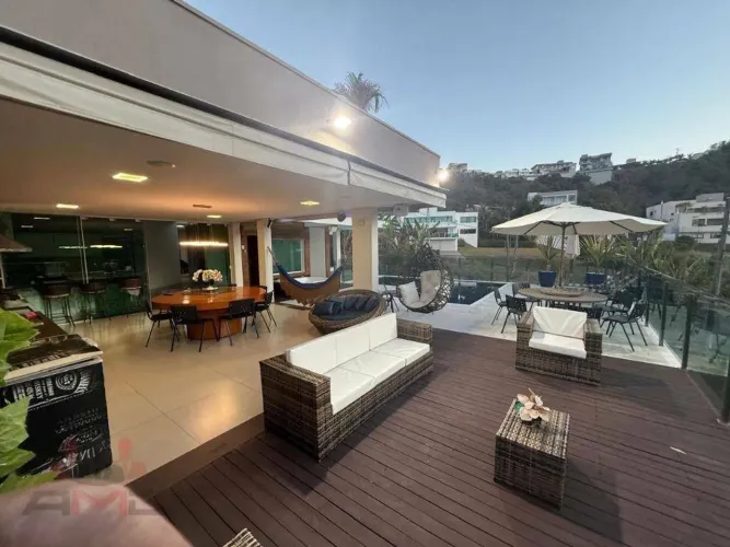 Casa com 8 dormitórios à venda, 483 m² por R$ 4.800.000,00 - Capitólio - Capitólio/MG