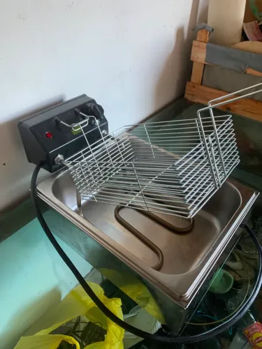 Vendo kit para hambúrgueria novo na caixa