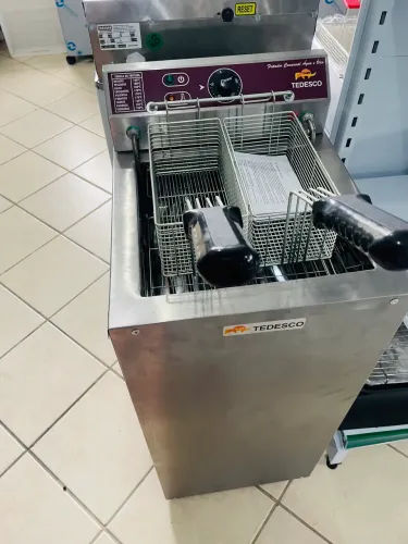 MB Fritadeira Tedesco água e óleo