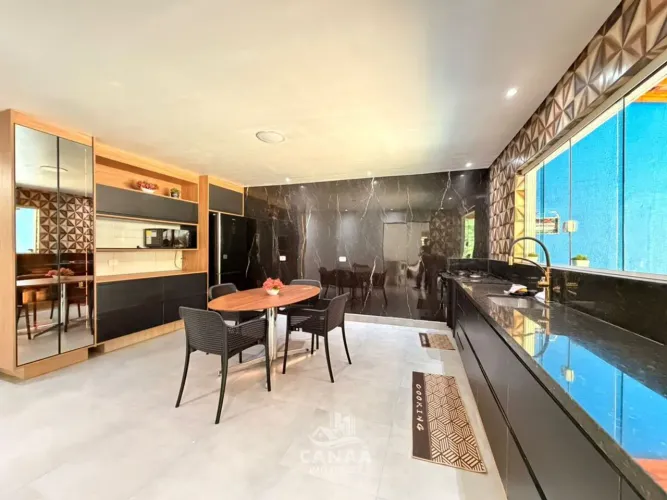 Vende-se Maravilhoso Sitio em Nazaré Paulista - São Paulo - 1.700 m² de Terreno
