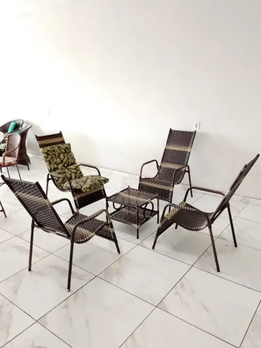 Conjunto 4 Cadeiras + Mesa | Área Externa 