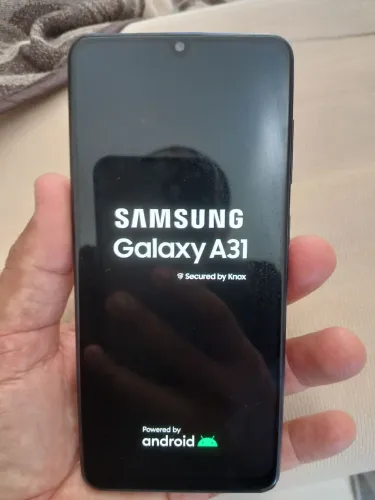 Baixou celular Samsung a31 128gb /8gb ram 400,00