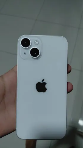 iPhone 14 novo sem nenhu detalhe 
