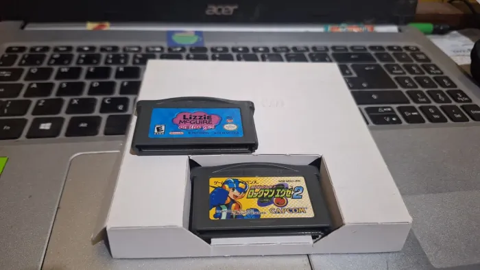 Lote de itens para game boy advance