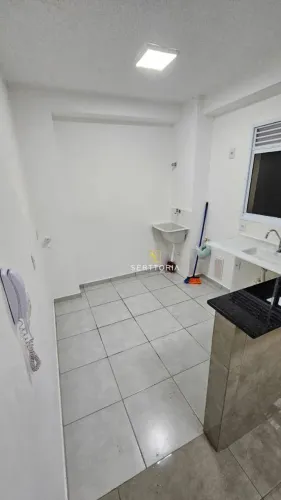 Apartamento com 2 dormitórios para alugar, 39 m² por R$ 1.400/mês - Chácaras Assay - Horto