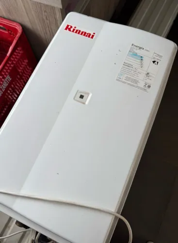 Vendo aquecedor de água a gás Rinnai