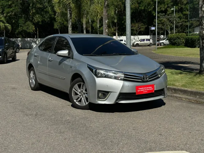 Toyota Corolla GLI 1.8 Flex 16V Aut. 2015