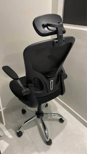 Vendo cadeira de escritório 