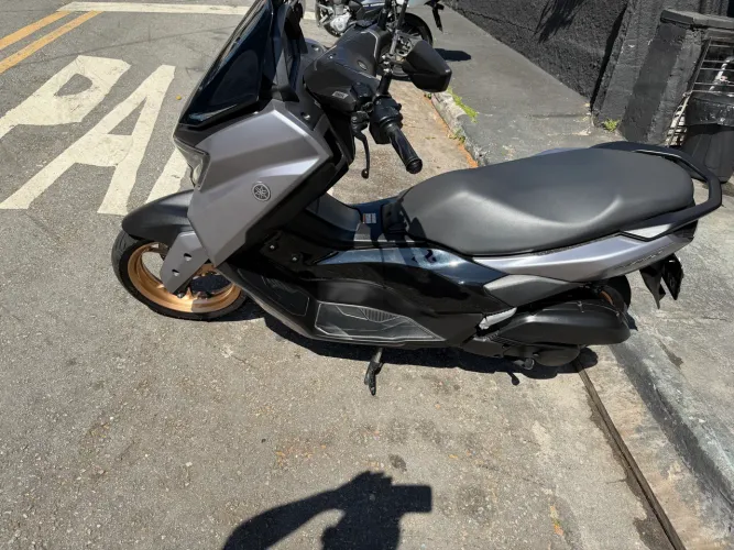 Yamaha Nmax 2025