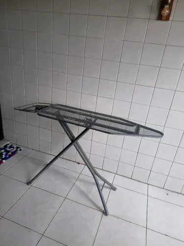 Tábua de ferro de passar roupa industrial bem feita ferro dobrável antiga vintage original