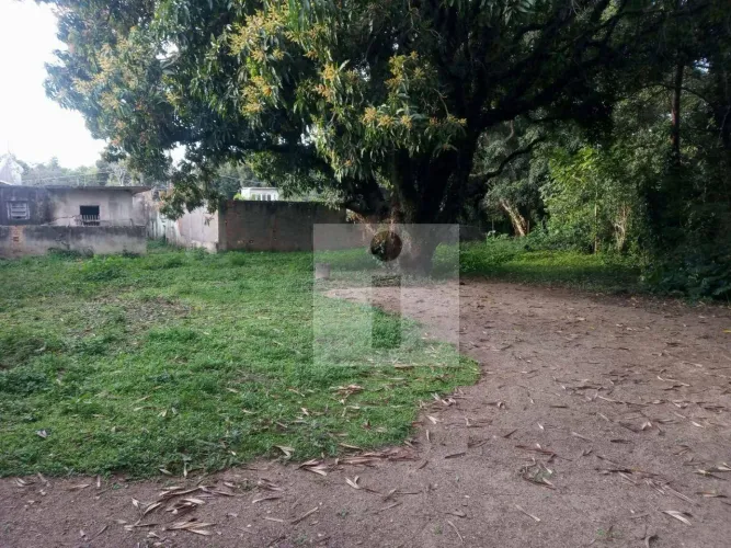 Terreno no Centro Histórico de Sousas Beira do Rio Atibaia