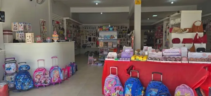 Vende-se Estrutura Completa para Montagem de Loja
