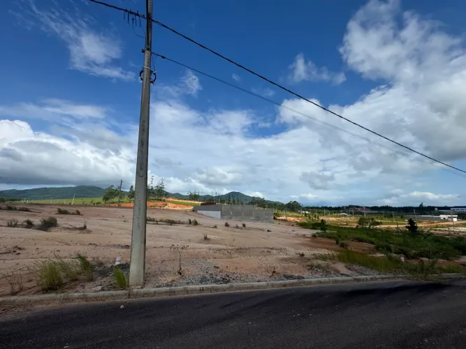 2 terrenos juntos com 750m2 em Governador Celso Ramos