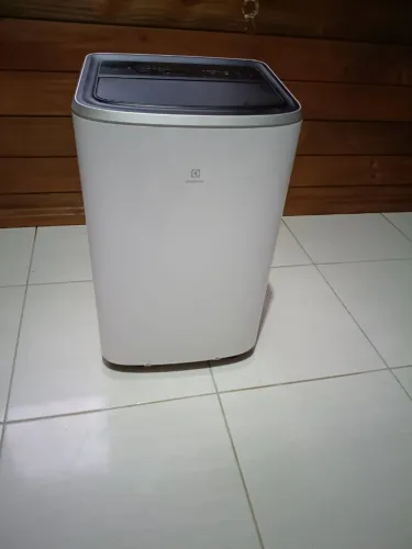 Vende se ar condicionado portátil