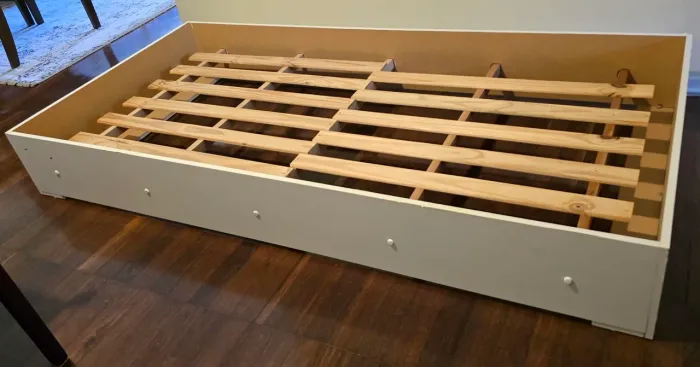 Cama solteiro infantil madeira